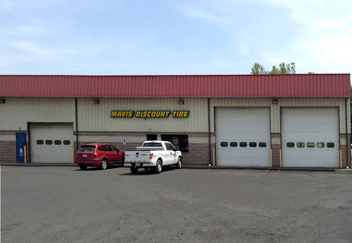 Tire Shop «Mavis Discount Tire», reviews and photos, 109 Turtle Walk Ln, Bartonsville, PA 18321, USA
