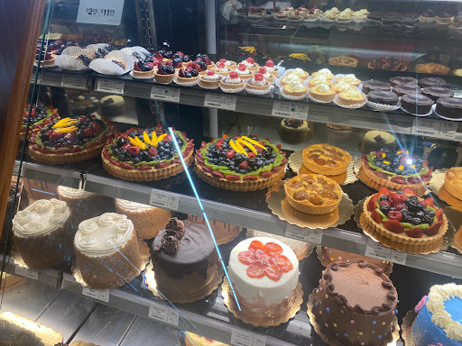 Grocery Store «Whole Foods Market», reviews and photos, 41 Miller St, Winston-Salem, NC 27104, USA