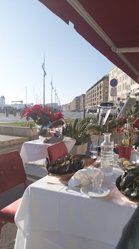 Atmosphère du Restaurant français Le Miramar à Marseille - n°18