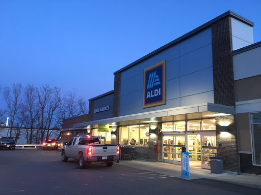 Supermarket «ALDI», reviews and photos, 270 Amherst St, Nashua, NH 03063, USA