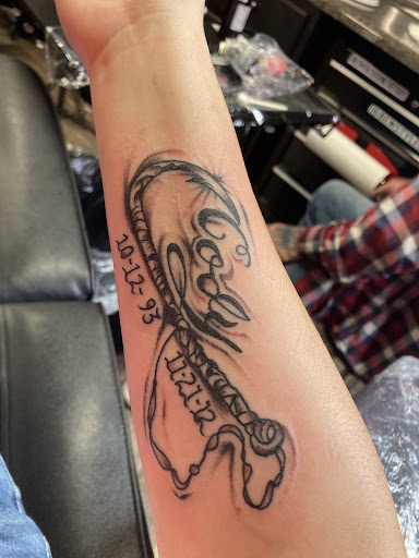 Tattoo Shop «Love Blood Ink Tattoo», reviews and photos, 2019 Fort Campbell Blvd, Clarksville, TN 37042, USA