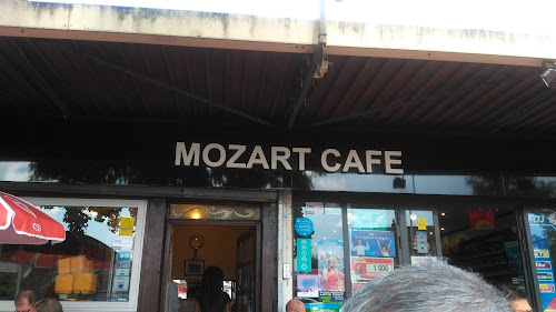 Centre commercial Mozart à Athis-Mons