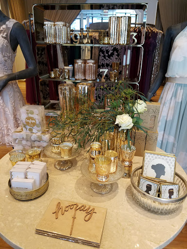 Bridal Shop «BHLDN», reviews and photos, 8 E Walton St, Chicago, IL 60611, USA