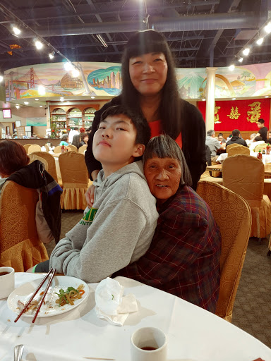 Shopping Mall «Eastport Plaza Shopping Center», reviews and photos, 4000 SE 82nd Ave, Portland, OR 97266, USA