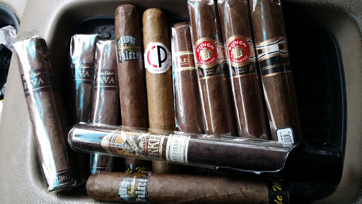 Tobacco Shop «Cigar Palace», reviews and photos, 4815 Eisenhower Ave # A, Alexandria, VA 22304, USA