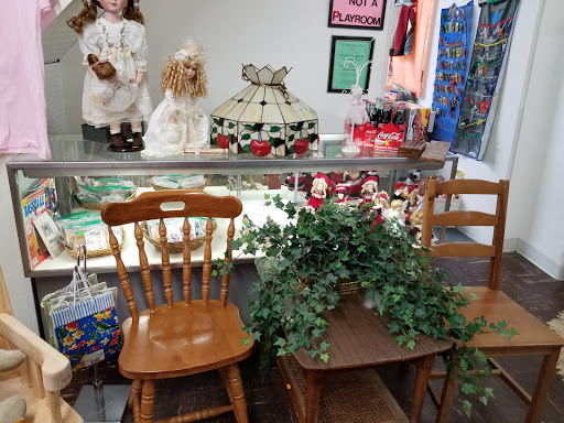 Thrift Store «St James Thrift Shop», reviews and photos, 234 S Main St, Mt Airy, MD 21771, USA