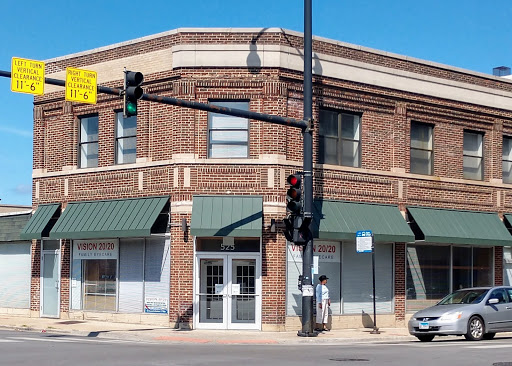 Eye Care Center «Vision 20/20», reviews and photos, 4863 N Broadway St, Chicago, IL 60640, USA