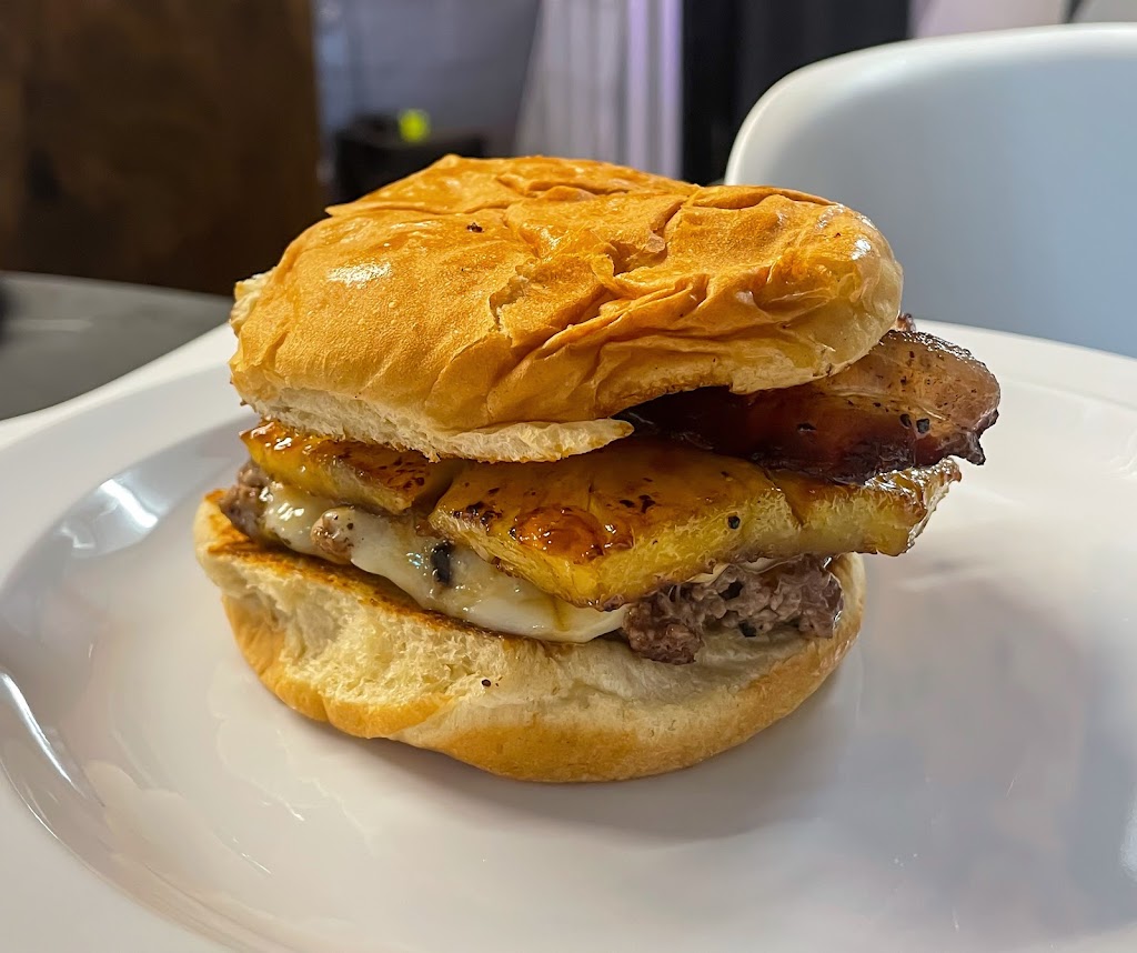 The Slick Hen Sippin Den 29671