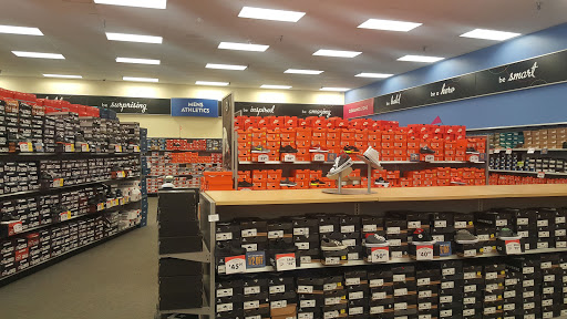 Shoe Store «Shoe Carnival», reviews and photos, 12556 Westheimer Rd, Houston, TX 77077, USA