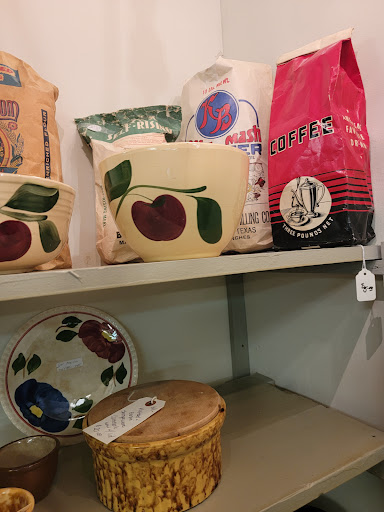 Shopping Mall «Northwest Plaza Shopping Center», reviews and photos, 1601 W Northwest Hwy, Grapevine, TX 76051, USA