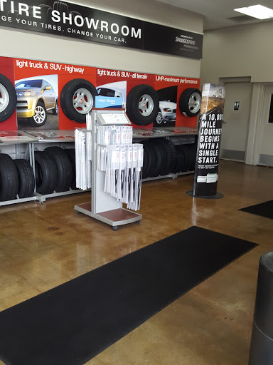 Tire Shop «Firestone Complete Auto Care», reviews and photos, 5600 South La Grange Road, La Grange, IL 60525, USA