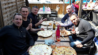 Pizza du Restaurant italien Bella Napoli à Saint-Clair-du-Rhône - n°4