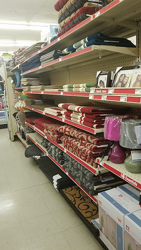 Dollar Store «FAMILY DOLLAR», reviews and photos, 7003 Lankford Hwy, Oak Hall, VA 23416, USA