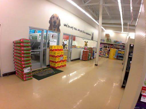 Pet Supply Store «Pet Supplies Plus», reviews and photos, 2789 W Market St, Fairlawn, OH 44333, USA