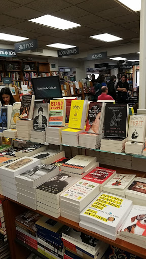 Book Store «Politics & Prose Bookstore», reviews and photos, 5015 Connecticut Ave NW, Washington, DC 20008, USA