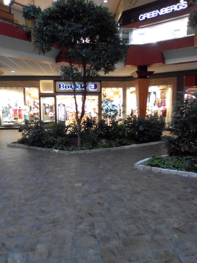 Shopping Mall «Valley West Mall», reviews and photos, 1551 Valley W Dr, West Des Moines, IA 50266, USA