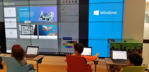 Computer Store «Microsoft Store - Roosevelt Field», reviews and photos, 630 Old Country Rd, Garden City, NY 11530, USA