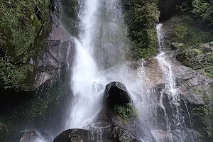 Sundarijal Waterfall image