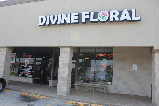 Wholesale Florist «Divine Floral & Gifts», reviews and photos, 1626 W Randol Mill Rd, Arlington, TX 76012, USA