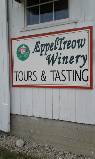 Winery «AEppelTreow Winery», reviews and photos, 1072 288th Ave, Burlington, WI 53105, USA