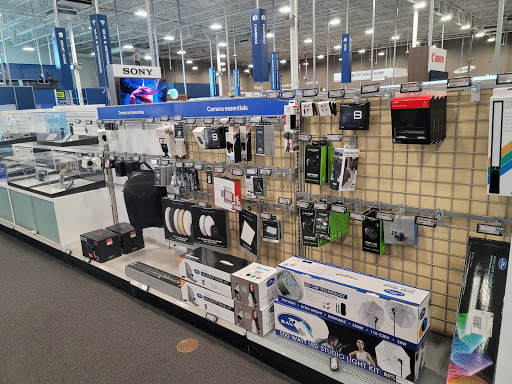 Electronics Store «Best Buy», reviews and photos, 300 Brown Rd, Auburn Hills, MI 48326, USA