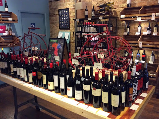 Wine Store «Stellar Wine Company», reviews and photos, 820 W Belmont Ave, Chicago, IL 60657, USA
