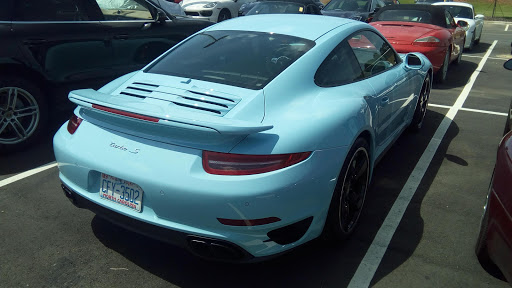 Car Dealer «Hendrick Automotive Group», reviews and photos, 6000 Monroe Rd #100, Charlotte, NC 28212, USA