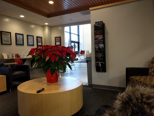 Toyota Dealer «Lynch Toyota of Manchester», reviews and photos, 179 Tolland Turnpike, Manchester, CT 06042, USA