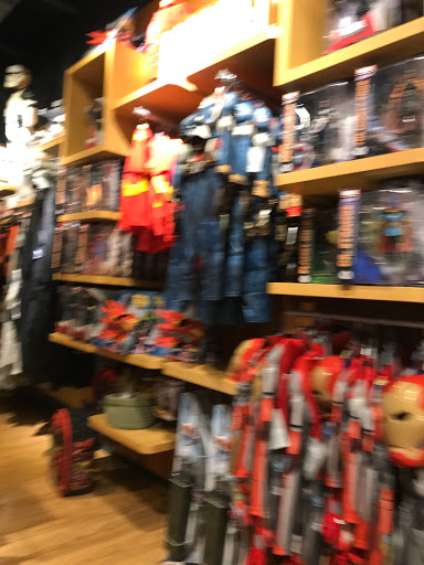 Toy Store «Disney Store», reviews and photos, 7875 Montgomery Rd, Cincinnati, OH 45236, USA