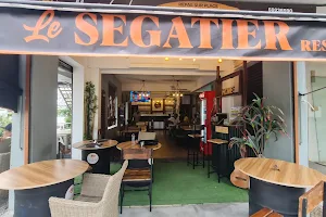 Le Segatier Resto image