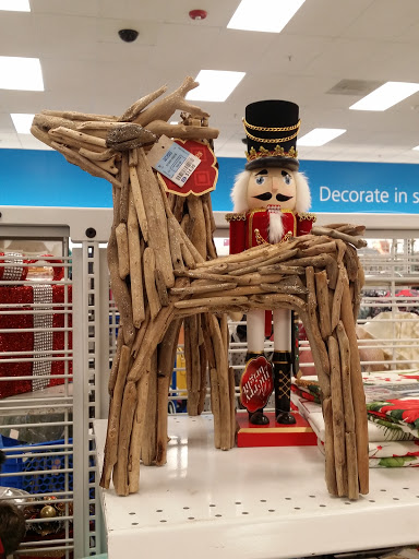 Clothing Store «Ross Dress for Less», reviews and photos, 902 Sepulveda Blvd, Harbor City, CA 90710, USA