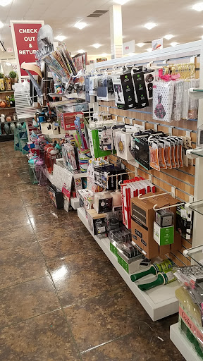 Department Store «HomeGoods», reviews and photos, 850 Providence Blvd, Pittsburgh, PA 15237, USA