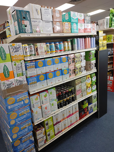 Liquor Store «South Side Liquors», reviews and photos, 1667 17th Ave E, Shakopee, MN 55379, USA