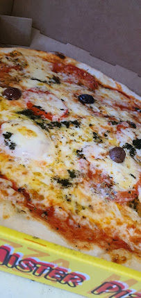 Plats et boissons du Pizzeria Mister Pizza à Antibes - n°8
