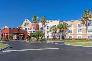 Holiday Inn Express & Suites the Villages, an IHG Hotel image