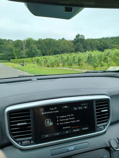 Winery «Paradise Hills Vineyard & Winery», reviews and photos, 15 Windswept Hill Rd, Wallingford, CT 06492, USA