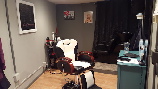 Beauty Salon «Serendipity beauty salon», reviews and photos, 553 NW U.S. 101, Lincoln City, OR 97367, USA