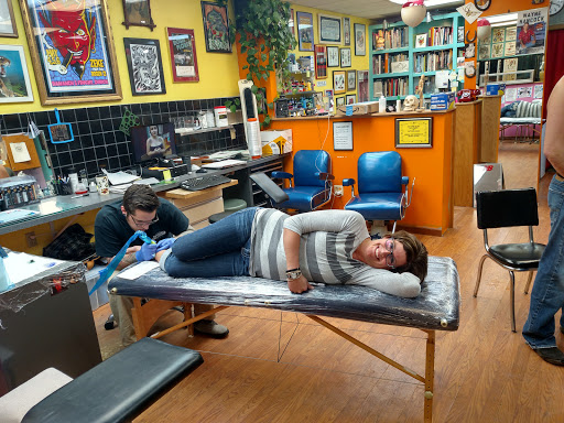 Tattoo Shop «Crazy Lady Ink», reviews and photos, 205 Lewis St S, Shakopee, MN 55379, USA