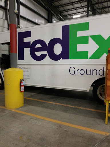 Mailing Service «FedEx Ground», reviews and photos, 29 Green Earth Way, Johnston, RI 02919, USA