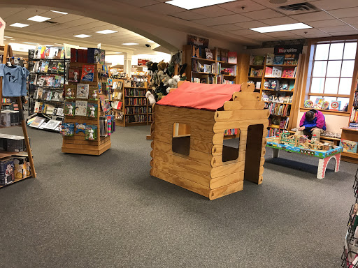 Book Store «Schuler Books & Music», reviews and photos, 2660 28th St SE, Grand Rapids, MI 49512, USA