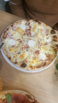 Plats et boissons du Pizzeria FO Pizza Au Feu De Bois à Gif-sur-Yvette - n°18