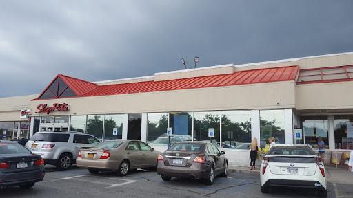 ShopRite of Plainview- Morton Vill. Old Country Rd, 1054 Old Country Rd, Plainview, NY 11803, USA, 