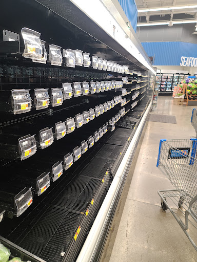 Department Store «Walmart Supercenter», reviews and photos, 500 New Circle Rd, Lexington, KY 40511, USA