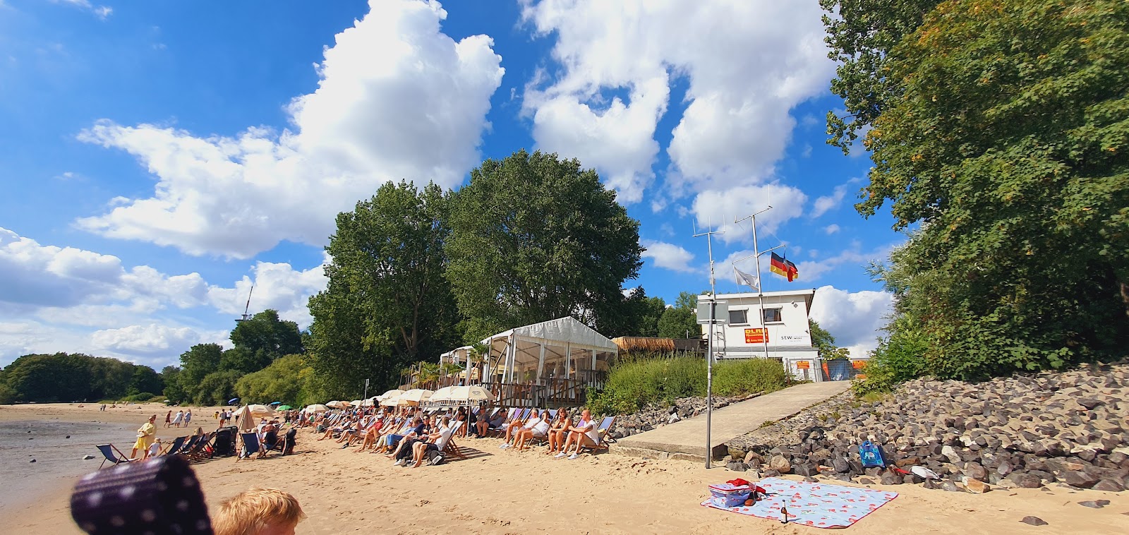 Foto de Wedel Beach con arena beige superficie