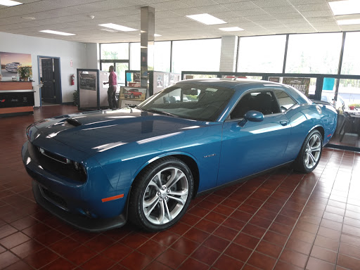 Car Dealer «Cronic Chrysler Dodge Jeep RAM», reviews and photos, 2515 N Expy, Griffin, GA 30223, USA