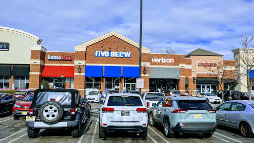 Variety Store «Five Below», reviews and photos, 386 NJ-3, Clifton, NJ 07014, USA