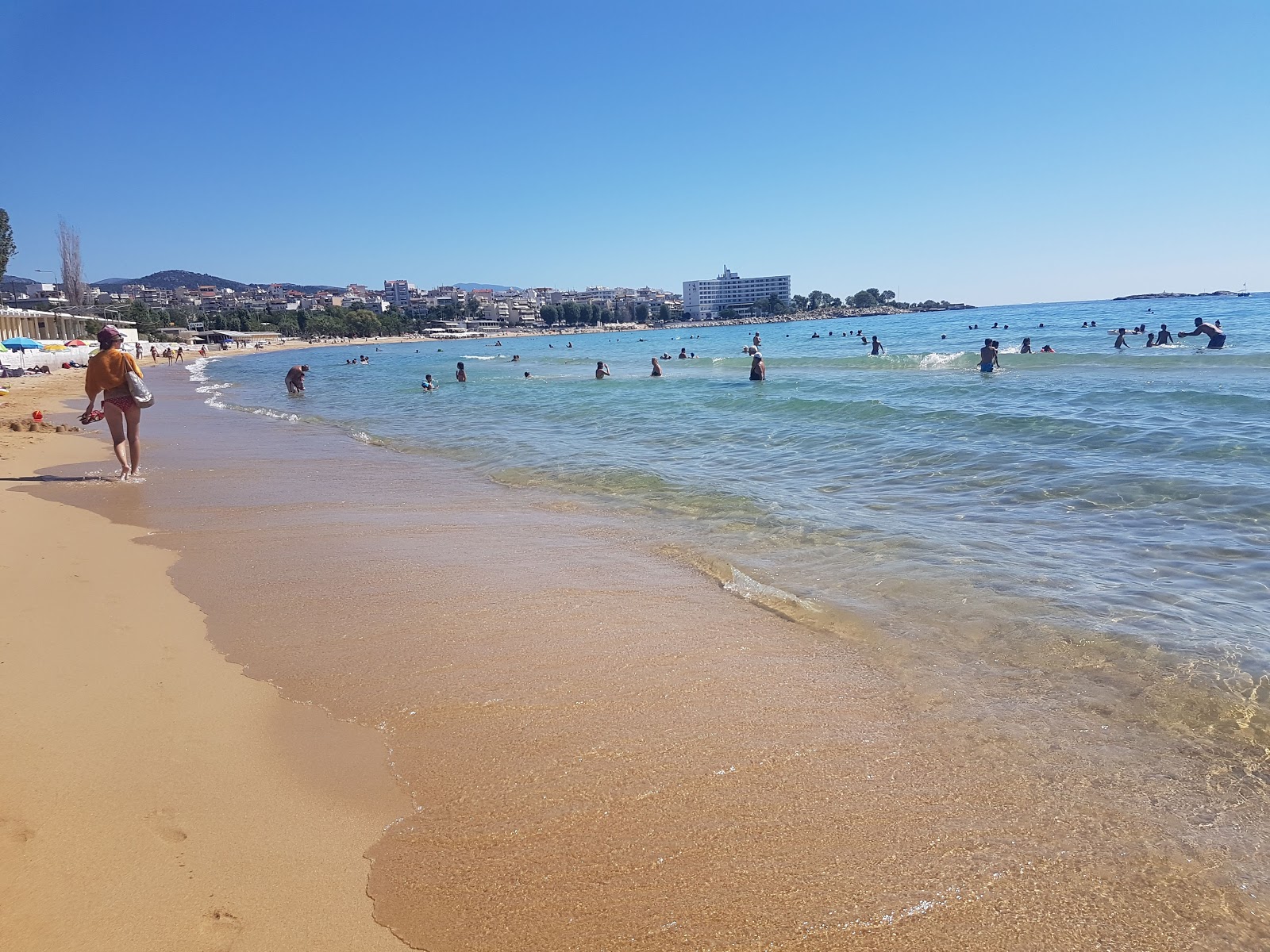 Paralia Mpati'in fotoğrafı geniş ile birlikte
