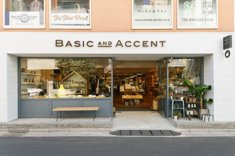 BASIC AND ACCENT 自由ヶ丘店