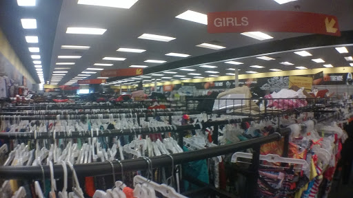 Clothing Store «Citi Trends», reviews and photos, 2809 W Broadway, Louisville, KY 40211, USA