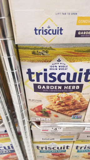 Grocery Store «Mar-Val Food Stores Inc.», reviews and photos, 6049 Front St, Georgetown, CA 95634, USA